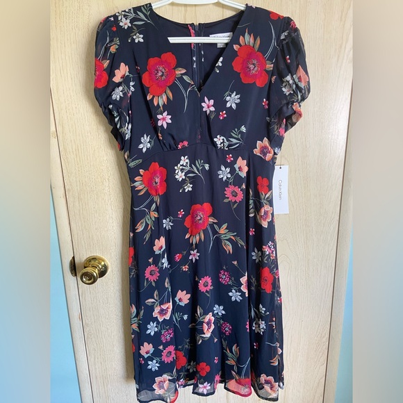 Calvin Klein Women's Printed Chiffon Tulip-Sleeve Knee-length Dress New Sz 8 - Picture 6 of 16